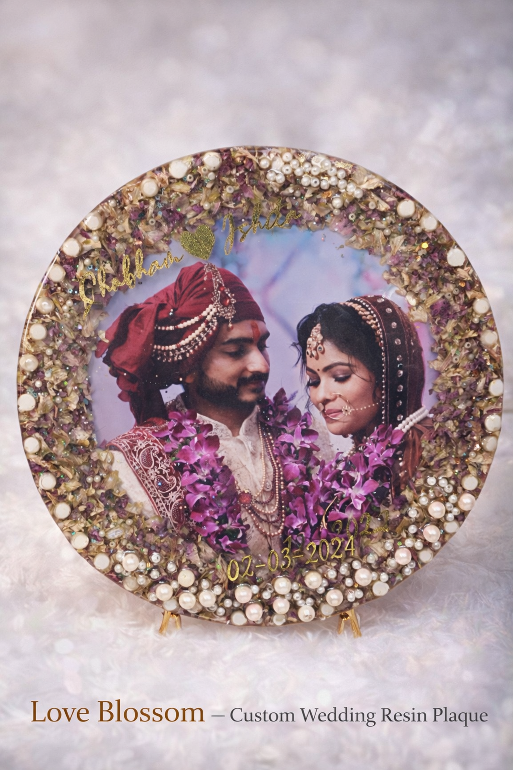 Blossom Vows – Personalized Resin Wedding Frame