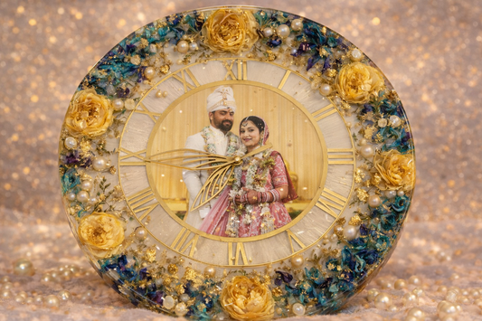 Botanical Wedding Memory Clock – Personalized Resin Floral Timepiece
